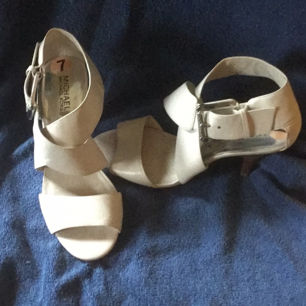 Michael KORS Sandals size 7